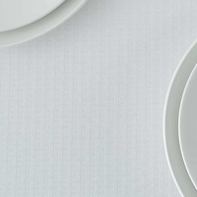 maxmill Jacquard Tablecloth Stain Resistant Waterproof Wrinkle Resistant Spillproof Washable Soft Weaved Texture Table Cloth for Dining Room, Indoor Outdoor Use, Rectangle 60 x 140 Inch, White