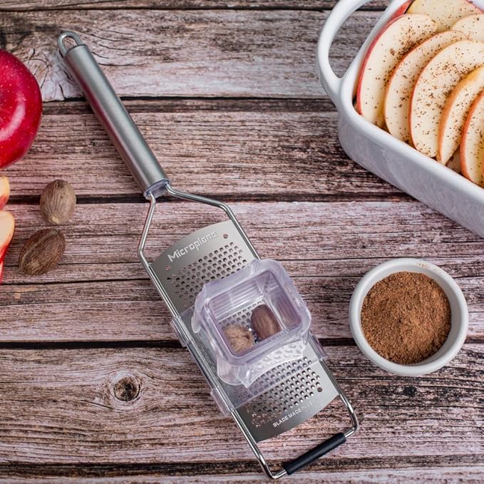 Microplane Professional Series Kitchen Grater new Fine for Hard Cheese, Citrus Fruits, Garlic, Chili, Cinnamon and Nutmeg with Stainless Steel Blades - Made in USA