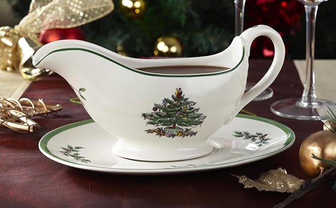 Spode Christmas Tree 9 Oz Gravy Boat & Stand - Festive Stoneware Sauce Boat with Tray for Holiday Gatherings, Serveware for Gravy, Sauces & Syrups - Microwave, Dishwasher & Oven Safe
