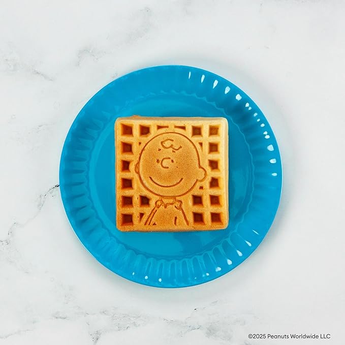 Uncanny Brands Peanuts Deluxe Waffler - Peanuts Iconic Characters and Symbols on Your Waffles
