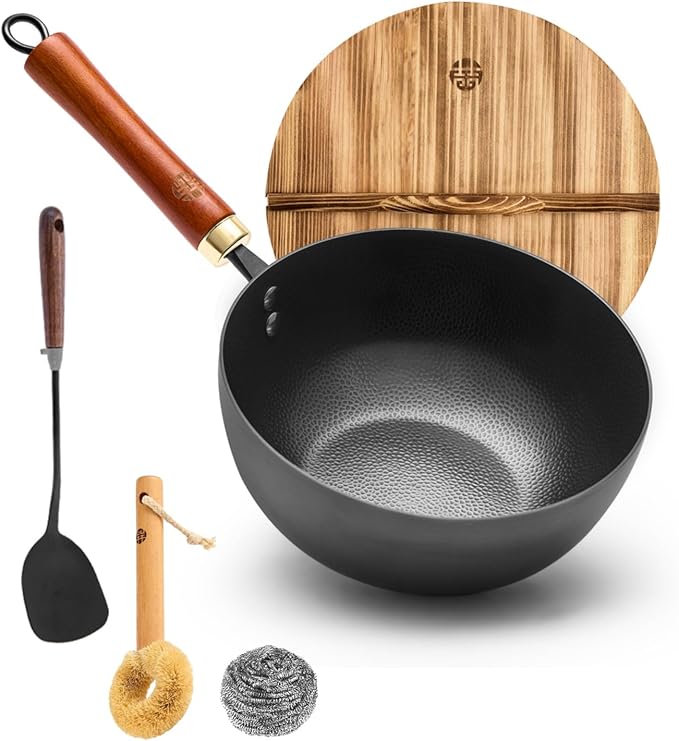 WANGYUANJI Carbon Steel Wok with Lid, 8.7" Small Mini Wok Pan, Thickened Heavy Duty Flat Bottom for Deep Frying, Camping & Solo Meals, Induction Ready, Seasoning Required, Traditional Pow Skillet