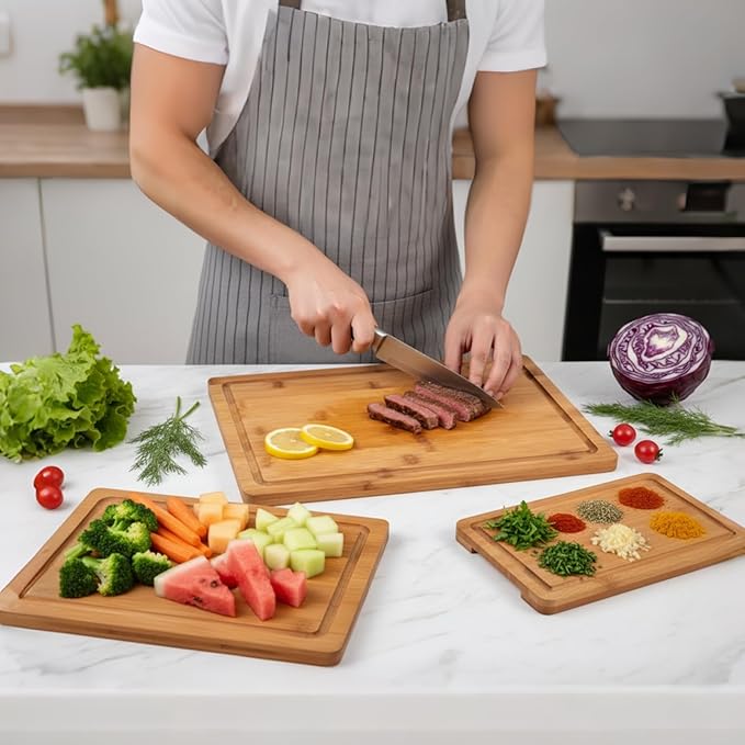 Tafopue Cutting Board Set with Holder, Space Saving Kitchen Bamboo Chopping Boards, Build in Juice Groove and Grip Handle, Durable Wooden Serving Board for Meal Prep & Charcuterie, Gift Idea