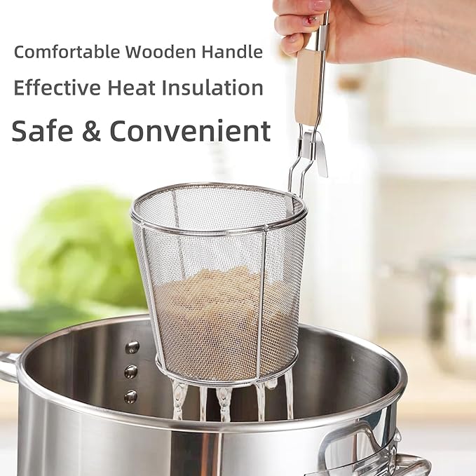 2 Pack Pasta Strainer Basket, Stainless Steel Mesh Spider Strainer with Wooden Handle for Boiling, Kitchen Fine Food Skimmer Deep Fry Basket for Pasta, Noodle, Dumpling, 5.3''D x 5.1''H