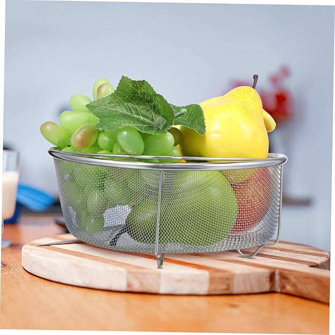 Hemoton Stainless Steel Colander with Handle, 8.26 X 7.08 X 3.58 Inch Vegetable Strainer Basket for Washing Fruits, Rinsing Rice, and Draining Pasta, Kitchen Food Strainer for Home Use
