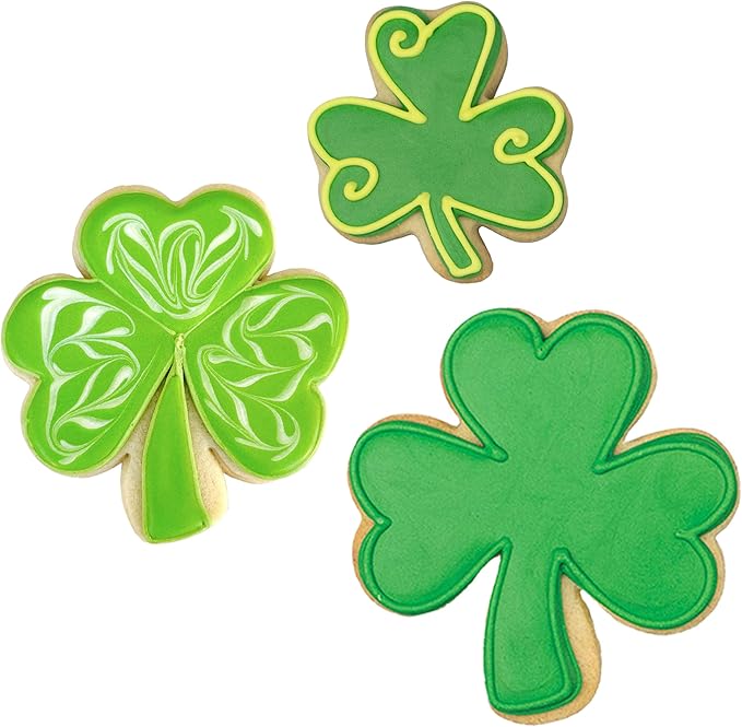 Ann Clark Cookie Cutters Shamrock Cookie Cutters 3-Pc. Set Made in the USA, Mini, Medium, and Large Shamrock