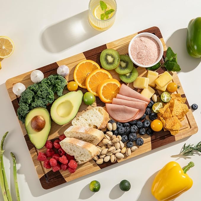 THETCHRY Cutting Boards for Kitchen, Checkered Cutting Board with Juice Grooves, End Grain Cutting Board for Meat and Vegetables, Large Butcher Block Serving Tray with Gift Box, 16.5" x 11.6" x 0.8"