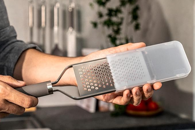 ZWILLING ZWILLING Z1028-027 Zwilling Pro Medium Grating Cheese Grater Grater, Cabbage, Carrot, Onion, Gray