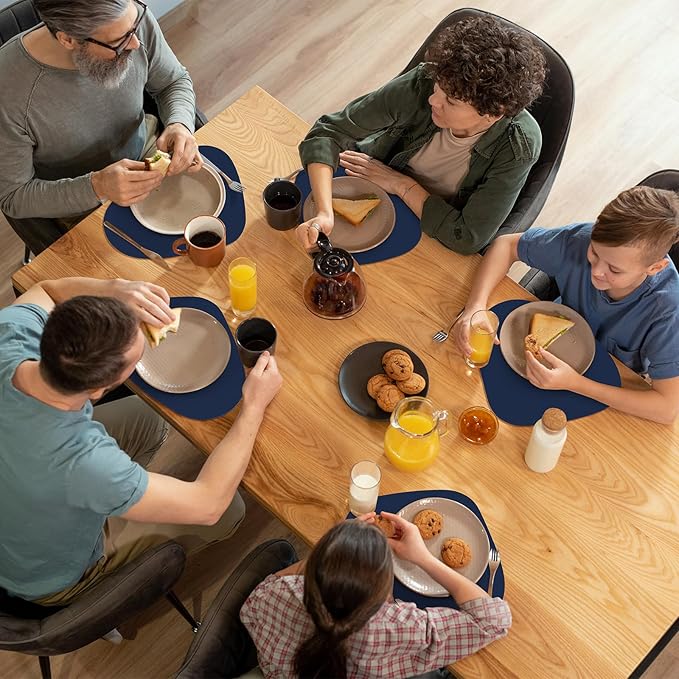 Placemats Set of 4, Heat Resistant Leather Placemats Double Layer, Soft Waterproof Round Table Mats Easy to Clean for Kitchen Dining Room Coffee Office Table, Blue