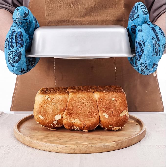 Uiifan 12 Pcs Mini Loaf Pan for Baking Bread Non Stick Small Banana Bread Tins Mini Loaf Pans for Nonstick Tiny Meatloaf Pan Carbon Steel for Oven and Baking (6 * 3.3 * 2inch,Silver)