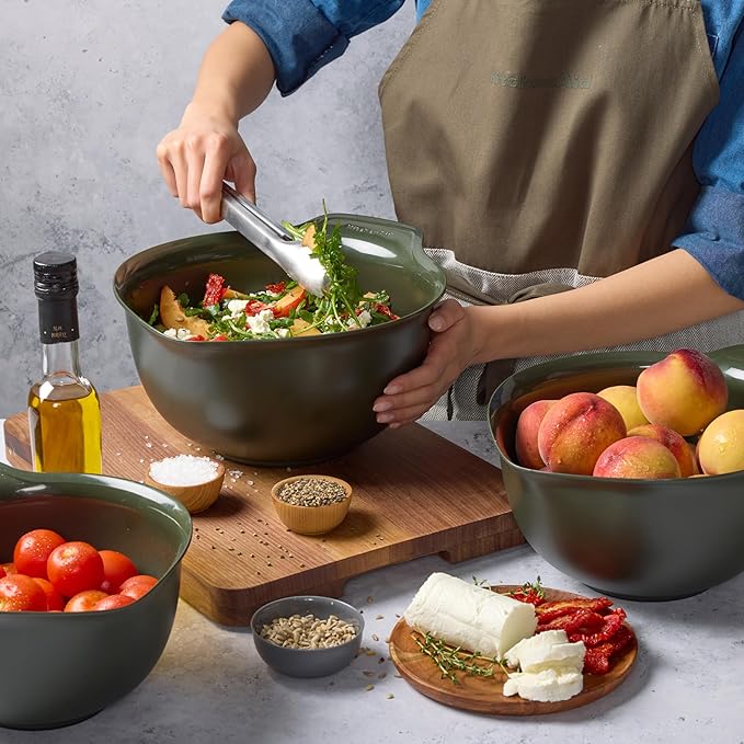 KitchenAid Universal Nesting Plastic Mixing Bowls, Set of 3, 2.5 quart, 3.5 quart, 4.5 quart, Evergreen