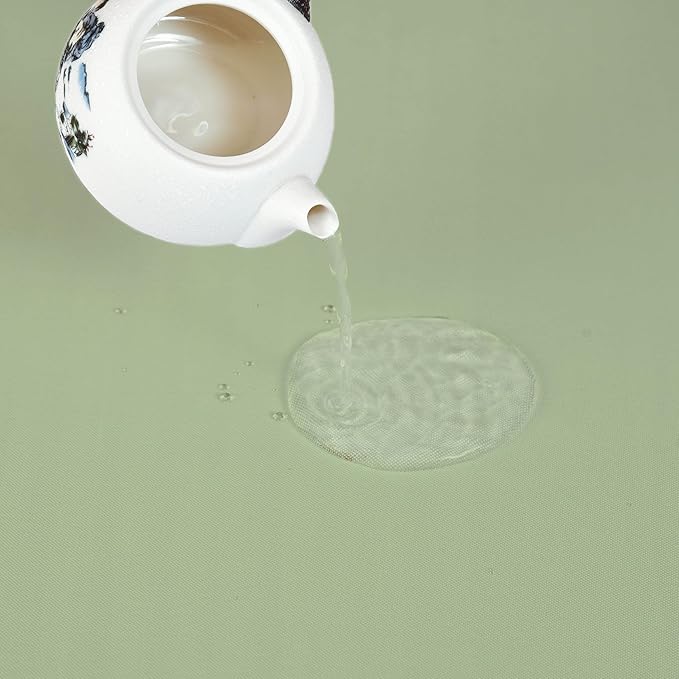 MEANMOY Sage Green 210 GSM Water & Stain Resistant Round Tablecloth for Circle Table - Solid 60 Inch Light Green Table Cloth Cover in Wrinkle Free Durable Washable Fabric for Wedding, Party, Banquet