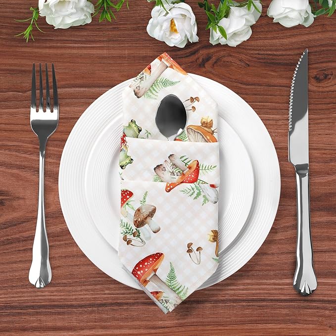Mushroom Napkins, 18×18 Inch Leaves Dinner Cloth Napkins Set of 6, Washable Cotton Soft Absorbent Square Napkins for Dining Kitchen Party Wedding Decoration