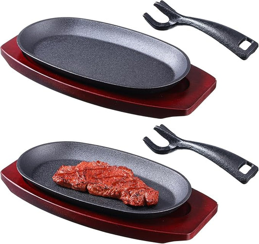 2 Pieces Oval Cast Iron Fajita Skillet Pan Set Small Sizzling Steak Plate with Wooden Base and Handle Cast Iron Fajita Skillet Sizzling Plate for Home Restaurant Barbecue Wedding Valentine's Day
