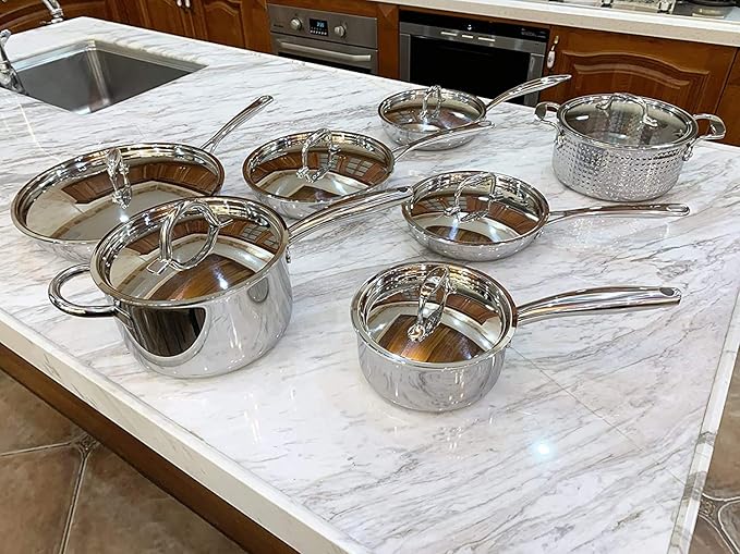 Fortune Candy 3.5-Quart Saucepan with Lid, Tri-Ply, 18/8 Stainless Steel, Advanced Welding Technology, Dishwasher Safe, Induction Ready, Mirror Finish