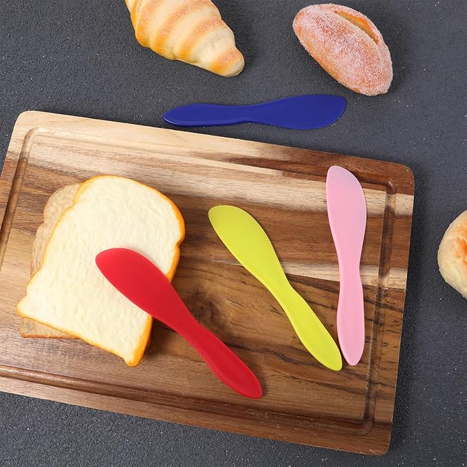 SHENLIU 40 Pcs Plastic Butter Spreader, Multi Purpose Knife Spreader Tools Kitchen Frosting Knives Red Yellow Blue Pink for Cheese Cream Icing Jam Sandwich