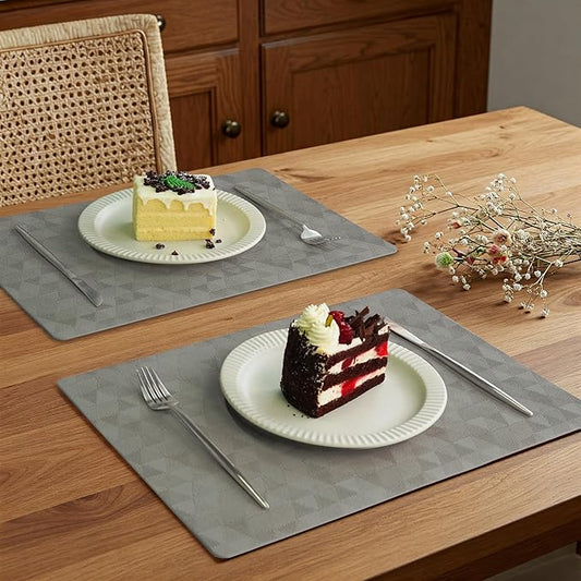 Jovono Faux Leather Placemats Set of 4, 17.8"x11.8", Waterproof & Oil-Proof Table Mats, Easy-Clean Washable Kitchen Place Mats for Dining Table, Fabric Texture, Light Gray Mat