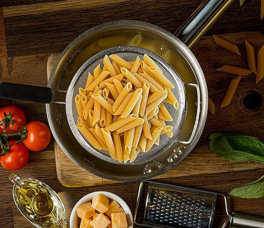 8" Large Fine Mesh Strainer with thermo plastic rubber handle - Sieve Fine Mesh Stainless Steel - Ideal to Strain Pasta, Quinoa and Rice.