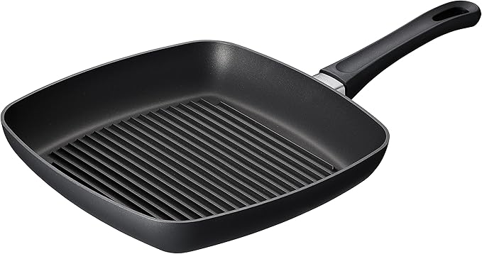 Scanpan Classic 10-1/2-inch Nonstick Square Grill Pan - Compatible with Gas and Electric Stovetops, Metal Utensil Safe, Oven Safe to 500°F, Dishwasher Safe, Black