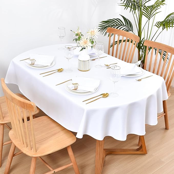 Wolkemer Set of 4 White Cloth Napkins 17 x 17 Inches Solid Washable Polyester Dinner Napkins with Hemmed Edges for Dinners Parties Weddings Banquets Events Table Decoration