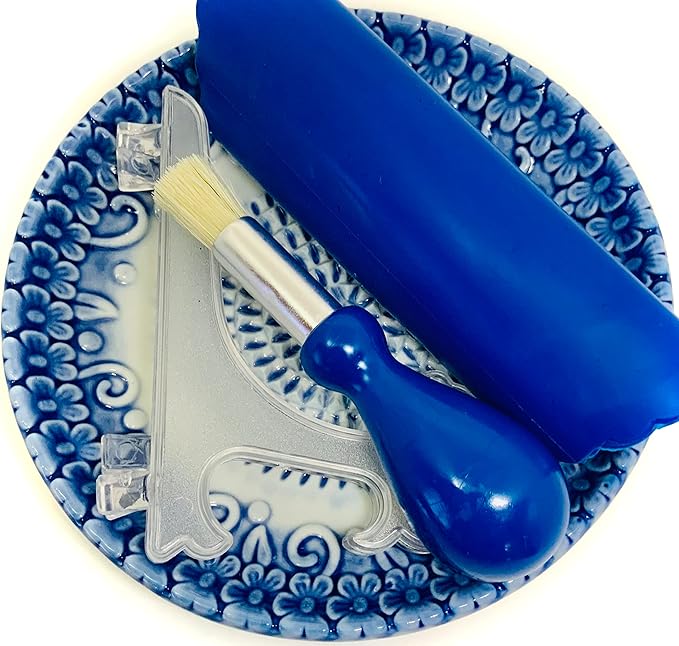 All-in-one Premium Ceramic Garlic Grater Plate 4-Piece Set - Blue Embossed Design and Style - For Garlic, Ginger, Chocolate, and more! - Comes with 5.25" Plate, Peeler, Brush, and Stand