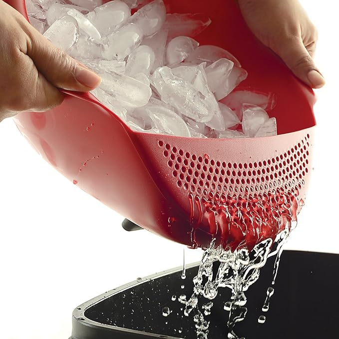 Norpro NOR-2176 Plastic Serving Bowl with Strainer , Red