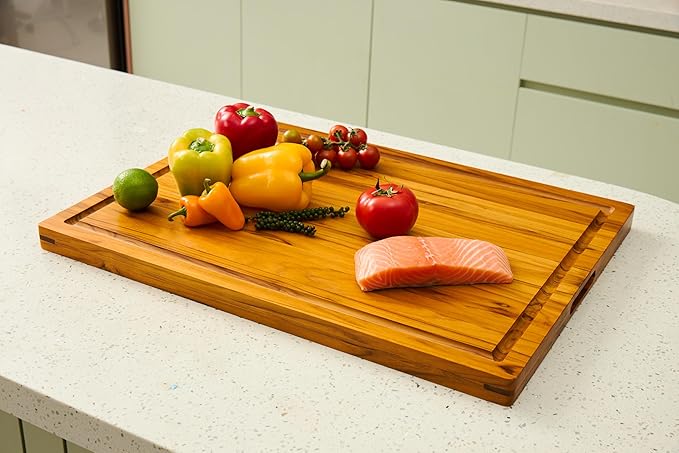 Bearchop Acacia Wood Cutting Board for Kitchen, Butcher Block with 2-Side Reinforced Bar for Crack/Warp Resistance, [17"x13"x1"] Medium Wooden Cutting Boards with Juice Groove, Handle and Gift Box