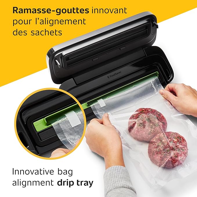 FoodSaver Space Saving Food Vacuum Sealer, Black with 2 Quart Vacuum Seal Bags, Pack of 1, Compact (Black)