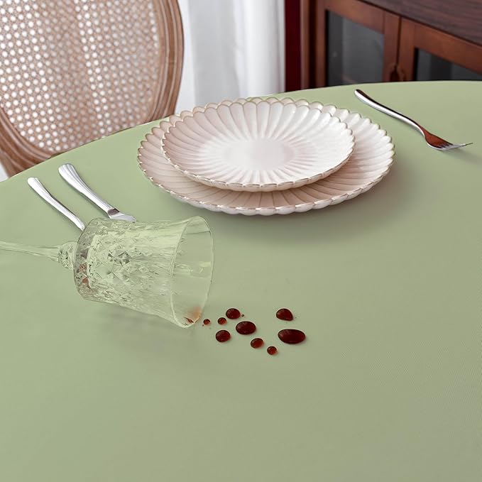 MEANMOY Sage Green 210 GSM Water & Stain Resistant Round Tablecloth for Circle Table - Solid 60 Inch Light Green Table Cloth Cover in Wrinkle Free Durable Washable Fabric for Wedding, Party, Banquet