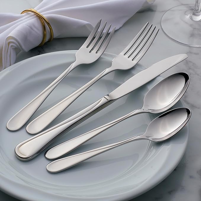 Oneida Silverware Set, Flight Everyday Flatware Dinner Spoons Set, Service For 4, Rust Resistant 18/0 Stainless Steel, Dishwasher Safe, Mirror Finish, Home And Kitchen Utensils Sets (Silver, 4 Piece)