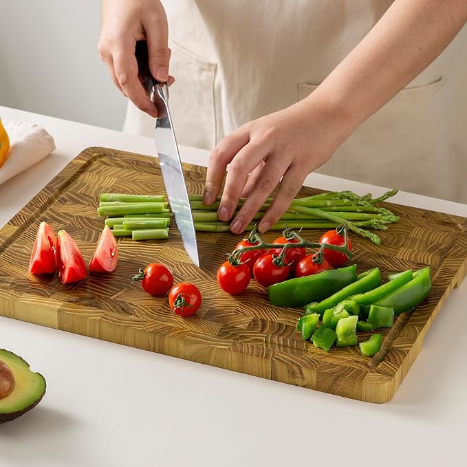THETCHRY Teak Wood Cutting Boards for Kitchen, End Grain Cutting Board with Juice Groove Handles Non-slip Feet, Reversible Wooden Chopping Board Serving Tray for Cheese and Vegetables, 16.5" x 11.6"