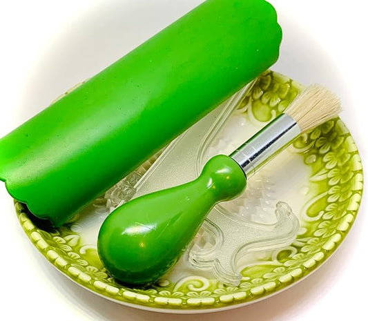 All-in-one Premium Ceramic Garlic Grater Plate 4-Piece Set - Green Embossed Design and Style - For Garlic, Ginger, Chocolate, and more! - Comes with 5.25" Plate, Peeler, Brush, and Stand