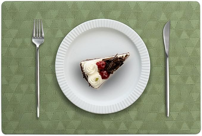Jovono Faux Leather Placemats Set of 6, 17.8"x11.8", Waterproof & Oil-Proof Table Mats, Easy-Clean Washable Kitchen Place Mats for Dining Table, Fabric Texture, Sage Green Mat