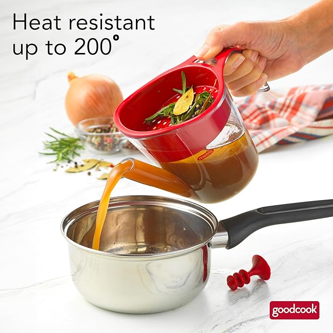 GoodCook Everyday Fat Separator for Cooking, 2-Cup Heat-Resistant Separator with Pour Spout, Bottom Release Fat Separator for BBQ and Gravy, Strainer and Silicone Stopper for Mess-Free Use