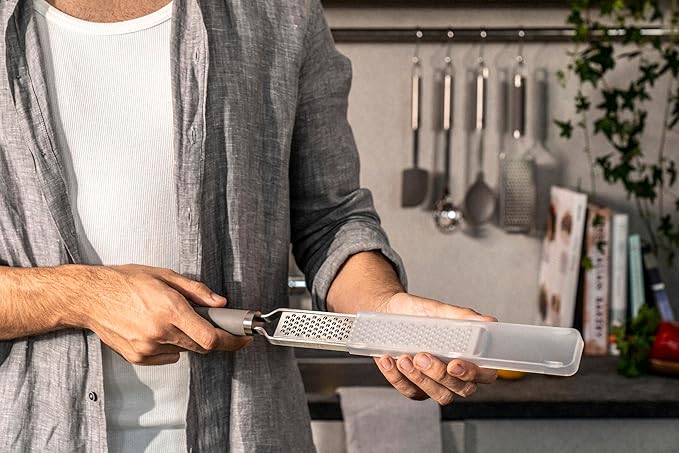 ZWILLING ZWILLING Z1028-018 Zwilling Pro Zesting Zesting Cheese Grater Grater Lemon Condiment Nutmeg