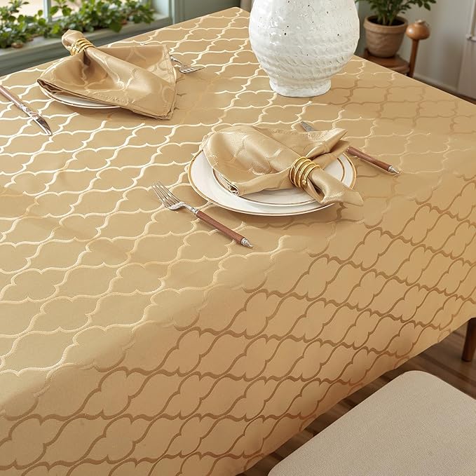 Larponder Napkins Cloth Washable, Jacquard Napkins 4 Pieces Napkins Set for Kitchen Dining Party Picnic (Square, 20" x 20", Gold)