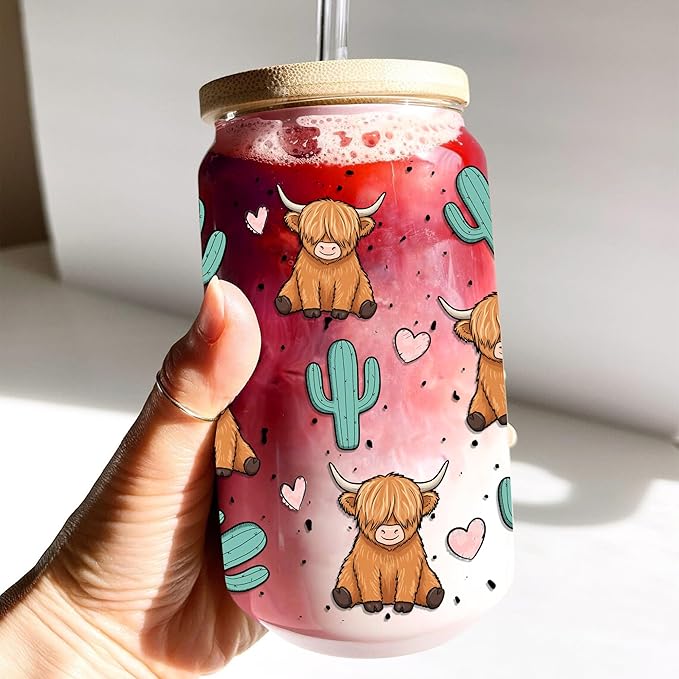 Highland Cow Gifts for Women Girls Mom 16 oz Glass Cups with Lids and Straws Highland Cow Coffee Mug Cows Print Cup Christmas Cute Stuff Gift for Friends Cowgirls Coffee Lovers