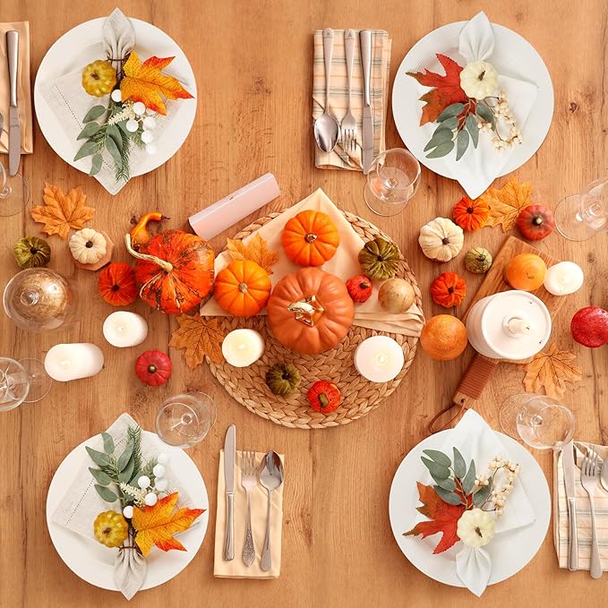 Set of 6 Pcs Thanksgiving Napkin Rings Pumpkin Artificial Maple Leaf Ring Holder for Table Dinner Thanksgiving Retro Pumpkin Napkin Holder for Fall Gathering Wedding Dinner Table Decoration