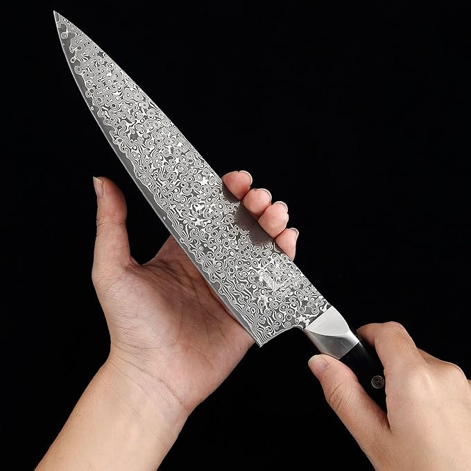 zayiko Black Edition Damascus Knife Gyuto I 20 cm blade made of 67 layers of VG10 Damascus steel I Ergonomic Pakkawood handle I Professional kitchen knife for meat, fish & vegetables I In a gift box