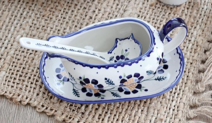 Blue Rose Polish Pottery - Yellow Sunflower Gravy Boat & Plate - 1.5 Cup Capacity - Perfect Gravy Boat for Holiday Dinners, Dinner Parties, and Everyday Dining