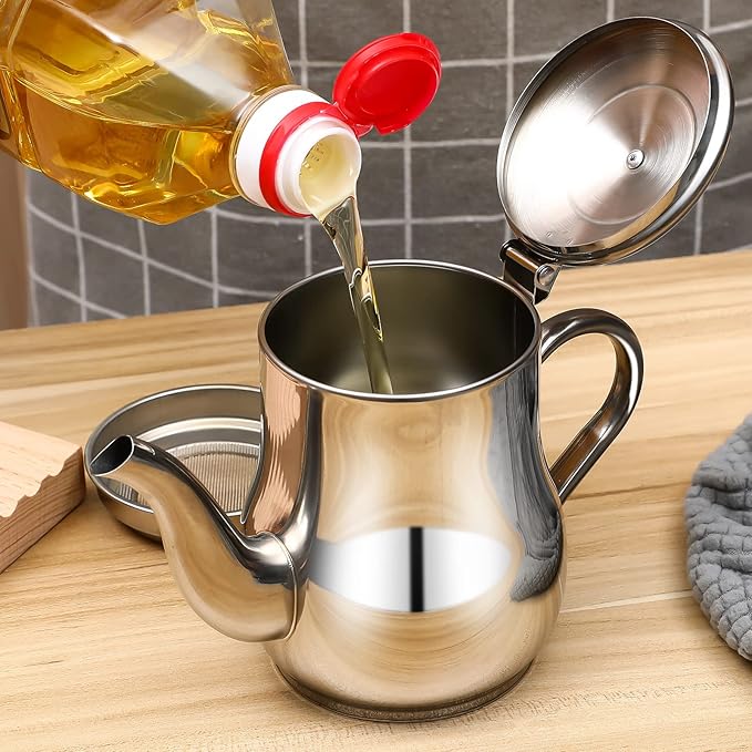 Yardwe Stainless Steel Oil Filter Pot with Fine Mesh Strainer and Lid 18Oz Grease Container for Kitchen Cooking Oil Storage and Straining