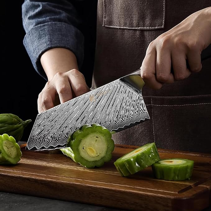Wakoli Culinary Asia Damascus 4-Piece Knife Block Set with Magnetic Block – Professional Kitchen Knives made of 67-Layer Damascus Steel Blades & VG10 Core – Ergonomic Dark Oak Wood Handles in Gift Box