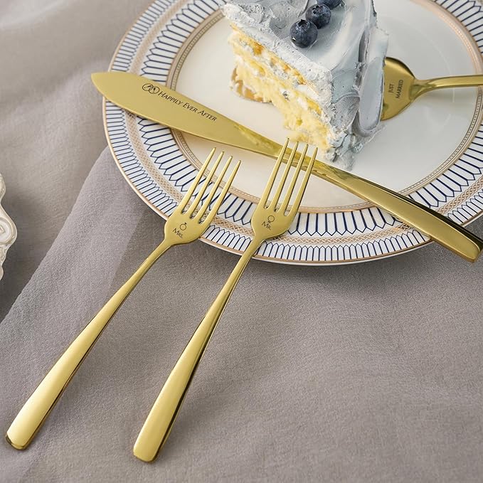 AW BRIDAL Mr and Mrs Wedding Cake Knife Set with Forks, Gold Cake Cutting Set Stainless Steel Cake Serving Set Wedding Engagement Bridal Shower Gifts for Couples