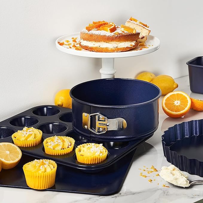 Zyliss E980194 Non-Stick Springform Cake Tin | 23cm/9in | Carbon Steel | Dark Blue | Baking Tin/Bakeware/Cake Mould | Dishwasher Safe | 5 Year Guarantee