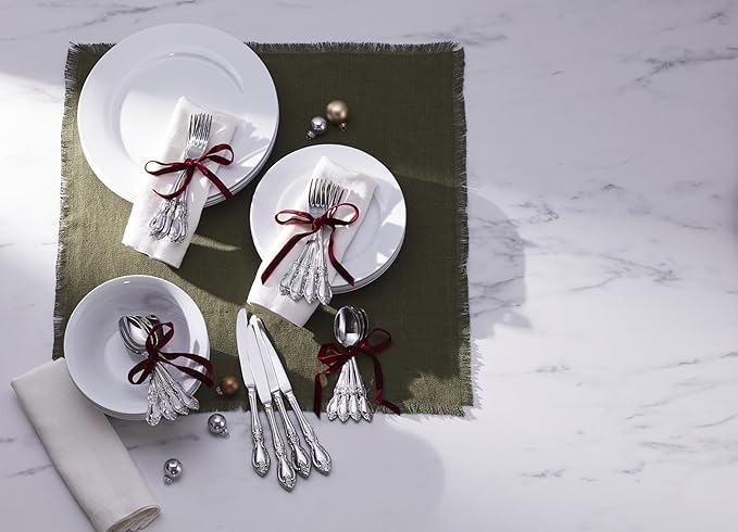 Oneida Louisiana 4-Piece Fine Dinner Forks Stainless Steel Silverware Set, 18/8 Stainless Steel Fork Set, Service For 4, Dishwasher Safe, Mirror Finish, Utensils, Flatware,Tableware (Silver, 4 Piece)