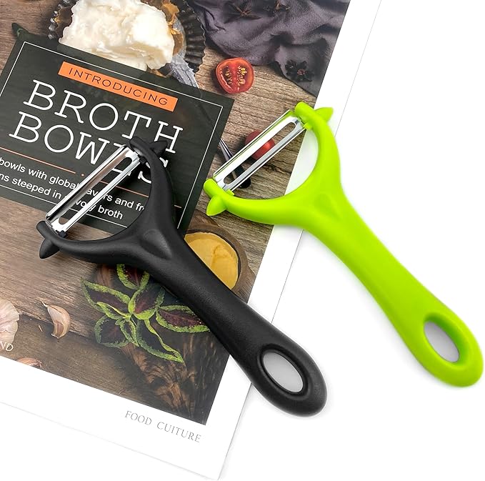 BlingKingdom 2 PCS Vegetable and Fruit Peelers, Stainless Steel Rotary Peelers Sharp Y-shaped Potato Peeler Kitchen Veggie Peeler (Green + Black)