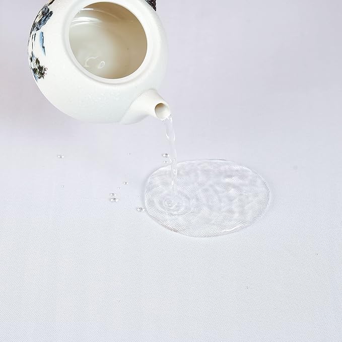 MEANMOY White 210 GSM Water & Stain Resistant Round Tablecloth for Circle Table - Solid 108 Inch Table Cloth Cover in Wrinkle Free Durable Washable Polyester Fabric for Wedding, Party, Banquet