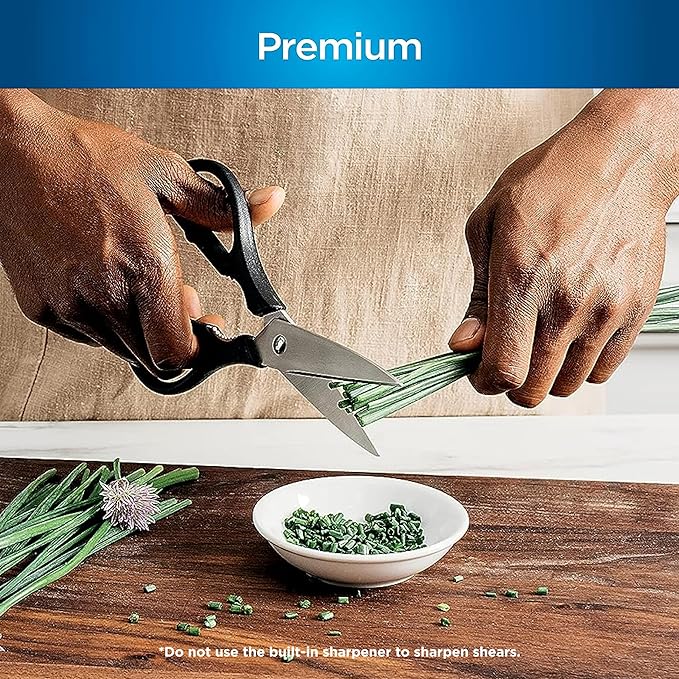 Ninja K52015 Foodi NeverDull 15 Piece Premium Knife System, Wood Series Block, German Stainless Steel, with Built-in Sharpener, Stainless Steel/Walnut