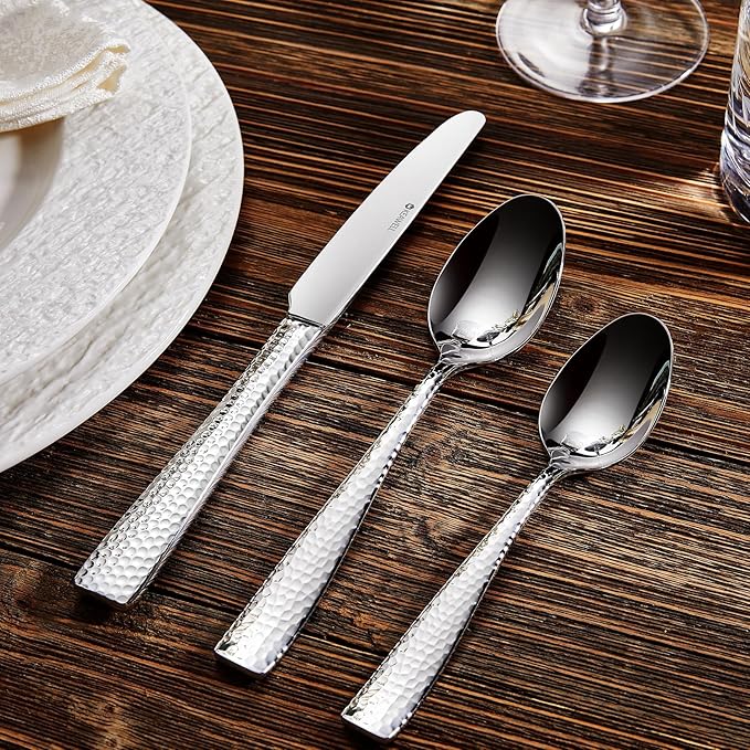 KEAWELL Premium 9.5" Louis Dinner Knives, Set of 4, Stainless Steel Dishwasher Safe, Serrated Knives (Hammered)