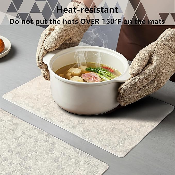 Jovono Faux Leather Placemats Set of 6, 17.8"x11.8", Waterproof & Oil-Proof Table Mats, Easy-Clean Washable Kitchen Place Mats for Dining Table, Fabric Texture, Beige Mat