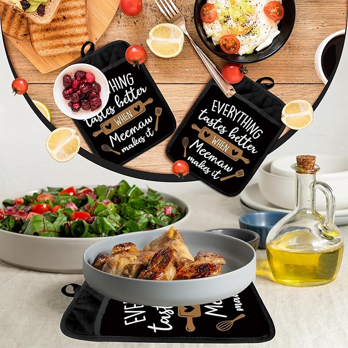 Meemaw Gifts Pot Holders with Pockets, Grandma Kitchen Gifts, Everything Tastes Better When Meemaw Makes It Pot Holders Heat Resistant Oven Mitts Hot Pads for Kitchen Baking Cooking